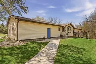 5955 Meadow Dr SE, Rochester, MN 55904 - Photo 47