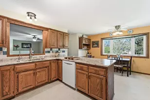 5955 Meadow Dr SE, Rochester, MN 55904 - Photo 9