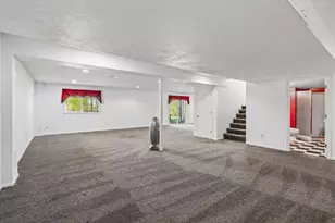 3655 Urbandale Ln N, Plymouth, MN 55446 - Photo 21