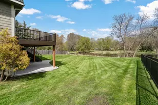 2910 Alvarado Ln N, Plymouth, MN 55447 - Photo 35