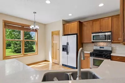 11409 Balsam Way, Woodbury, MN 55129 - Photo 13