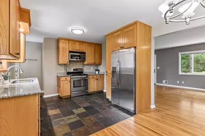 15725 2nd Avenue N, Plymouth, MN 55447 - Photo 9