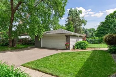 15725 2nd Avenue N, Plymouth, MN 55447 - Photo 37
