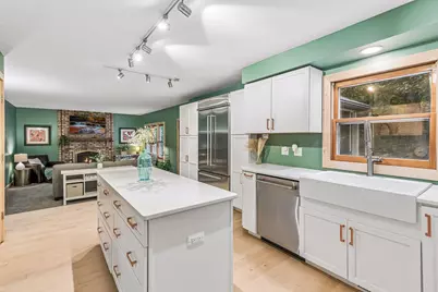 3642 Sunrise Drive W, Minnetonka, MN 55345 - Photo 13