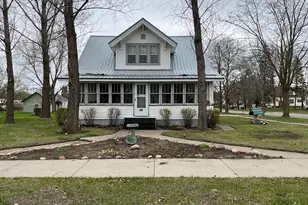430 1st Ave N, Long Prairie, MN 56347 - Photo 1