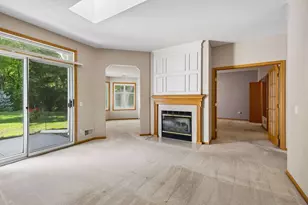10811 Lexington Dr, Eden Prairie, MN 55344 - Photo 21