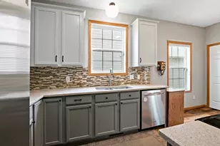 4855 Bulrush Blvd, Shakopee, MN 55379 - Photo 3