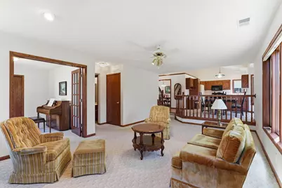 4676 Hamlet Avenue N, Oakdale, MN 55128 - Photo 11