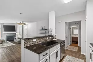 14194 Plymouth Ave, Burnsville, MN 55337 - Photo 11