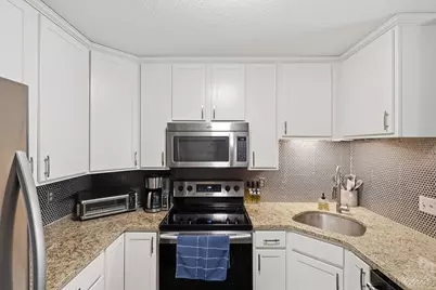 4126 Goldenrod Lane N, Plymouth, MN 55441 - Photo 3