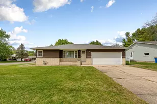 504 Havana Rd, Owatonna, MN 55060 - Photo 1