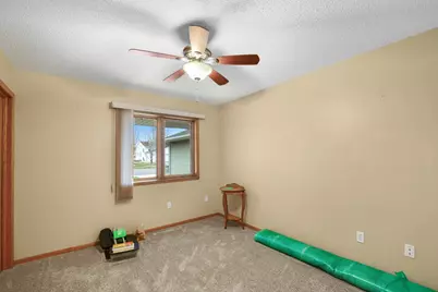 3301 30 Avenue S, Fargo,  58103 - Photo 29