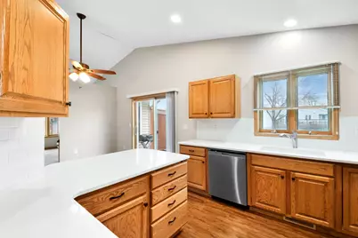 3301 30 Avenue S, Fargo,  58103 - Photo 7