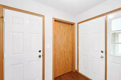 3301 30 Avenue S, Fargo,  58103 - Photo 3