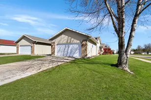 3301 30th Ave S, Fargo,  58103 - Photo 51