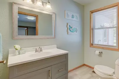 29645 Neal Avenue, Lindstrom, MN 55045 - Photo 21
