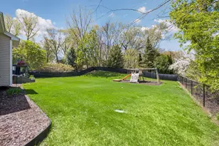 13416 Hillsboro Ave, Savage, MN 55378 - Photo 33