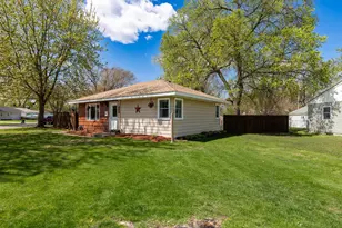 5205 Edgewood Ave N, Crystal, MN 55428 - Photo 21