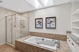 114 Wildwood Bay Dr, Mahtomedi, MN 55115 - Photo 19