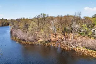 114 Wildwood Bay Dr, Mahtomedi, MN 55115 - Photo 35