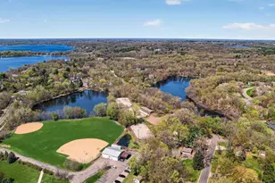 114 Wildwood Bay Dr, Mahtomedi, MN 55115 - Photo 31