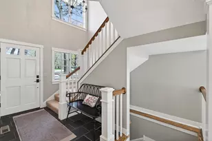 114 Wildwood Bay Dr, Mahtomedi, MN 55115 - Photo 5
