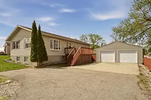 2113 3rd Ave SE, Rochester, MN 55904 - Photo 1