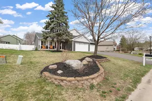 17079 Isleton Ave, Lakeville, MN 55044 - Photo 27