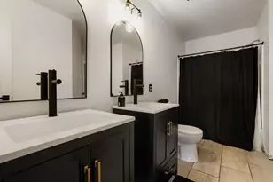 1705 Riverwood Dr, Burnsville, MN 55337 - Photo 9