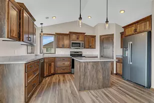 2000 Sandstone Loop N, Sartell, MN 56377 - Photo 5