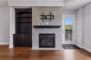 15420 Oakcroft Pl, Wayzata, MN 55391 - Photo 9