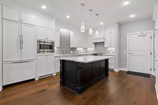 15420 Oakcroft Pl, Wayzata, MN 55391 - Photo 3