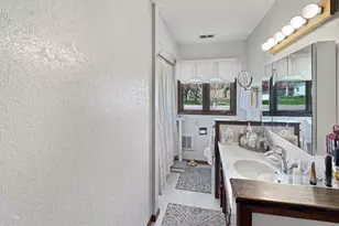 3207 Redwood Ave, Slayton, MN 56172 - Photo 17