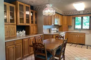 2114 Jannsen Ct, Menomonie, WI 54751 - Photo 13