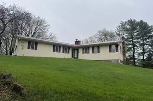 2114 Jannsen Ct, Menomonie, WI 54751 - Photo 1