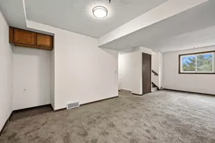 6978 W 84th St Cir, Bloomington, MN 55438 - Photo 37
