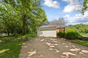 2100 Linn Dr, Owatonna, MN 55060 - Photo 33