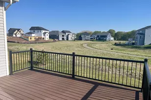 3790 Thrush St, Shakopee, MN 55379 - Photo 17