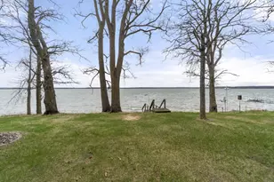 10179 Mounds Point Dr NW, Cass Lake, MN 56633 - Photo 5