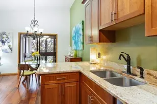 6907 Romeo Rd, Woodbury, MN 55125 - Photo 9