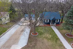6610 Lucia Ln NE, Fridley, MN 55432 - Photo 39