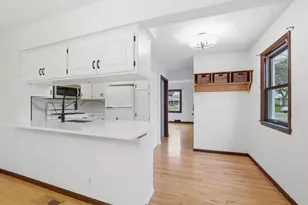 6610 Lucia Ln NE, Fridley, MN 55432 - Photo 13