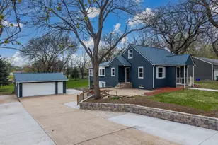 6610 Lucia Ln NE, Fridley, MN 55432 - Photo 3
