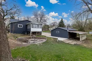6610 Lucia Ln NE, Fridley, MN 55432 - Photo 5