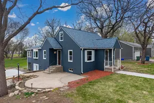 6610 Lucia Ln NE, Fridley, MN 55432 - Photo 7