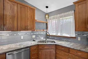 842 22nd St SE, Rochester, MN 55904 - Photo 7