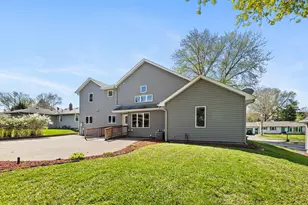 319 Bellwood Ave, Maplewood, MN 55117 - Photo 33