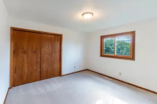 9724 Washburn Ave N, Brooklyn Park, MN 55444 - Photo 3