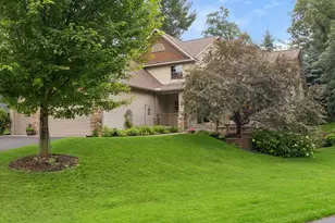 612 Park View Ct, Hudson, WI 54016 - Photo 1