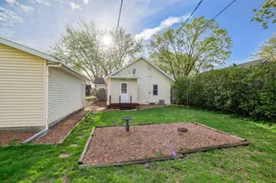 219 S Cedar St, Belle Plaine, MN 56011 - Photo 29